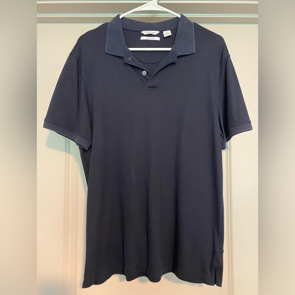 Calvin Klein Men’s Liquid Touch Polo Shirt, Dark Blue, Medium